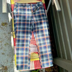 American Eagle plaid tapered ankle pants with pockets